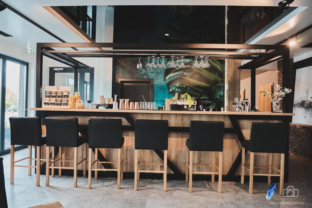 Ilkus Hotel & Restaurant Krze 外观 照片